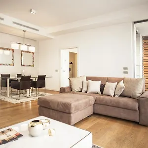 Hemeras Boutique Homes - Design Flats Near The City Center Appartement