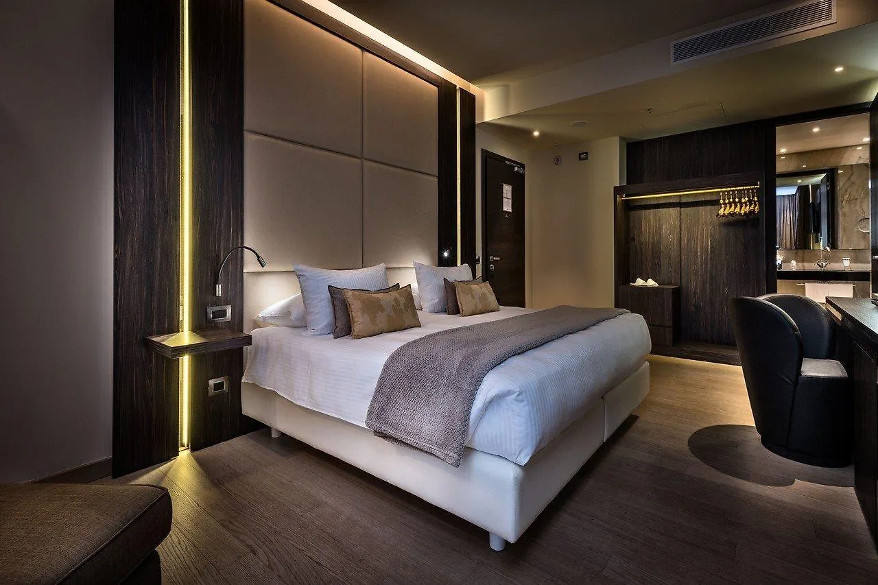 ****  Hotel Dei Cavalieri Milano Duomo Italy