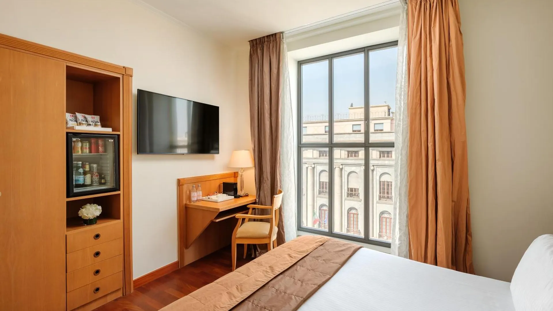Hotel Dei Cavalieri Milano Duomo 4*, Milan